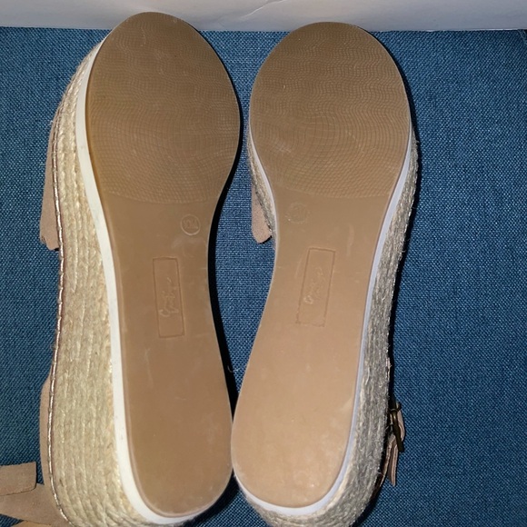 Crown Vintage Light Brown Wedges size 10 - Picture 5 of 5